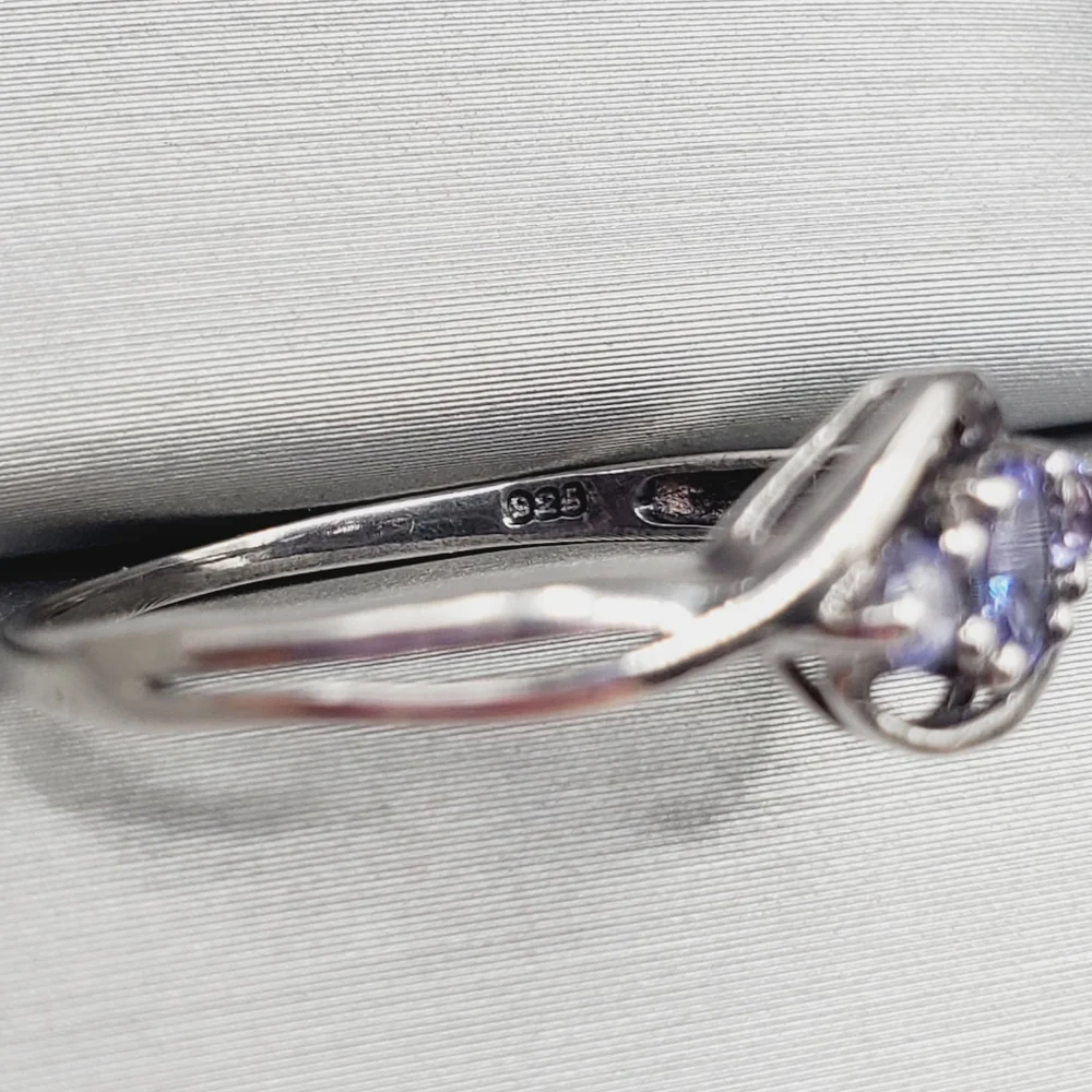 Genuine Oval & Round Tanzanite 925 Sterling Silver Three Stone Dainty Twist Ring